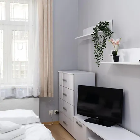 Cracow Old Town By Bookinghost Apartament *