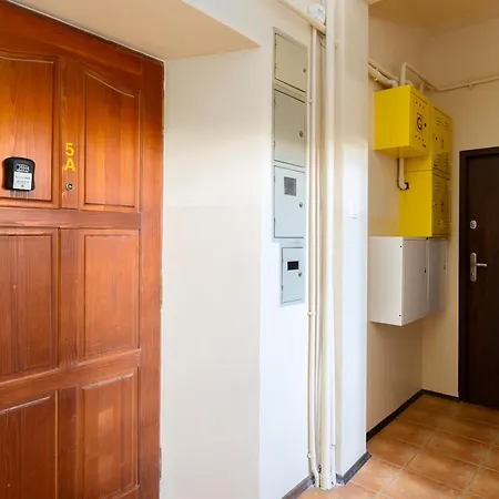 Cracow Old Town By Bookinghost Cracovia