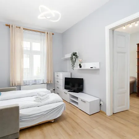 Cracow Old Town By Bookinghost Appartamento *