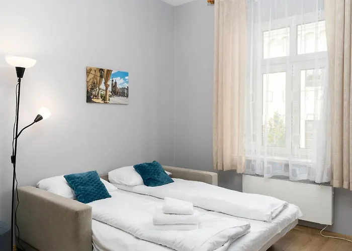 Cracow Old Town By Bookinghost Lejlighed